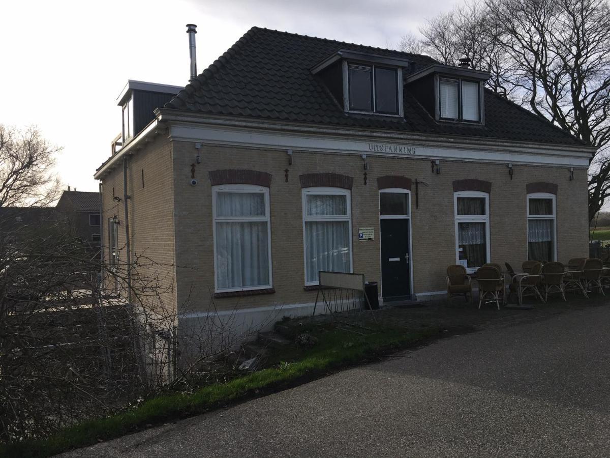 Pension Buitenzicht Geervliet Bagian luar foto