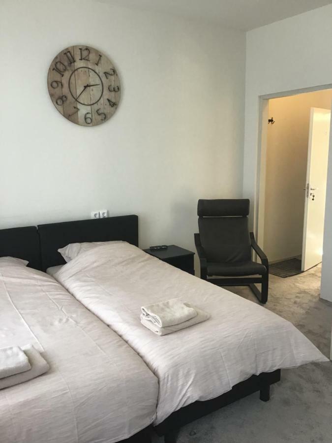 Pension Buitenzicht Geervliet Bagian luar foto